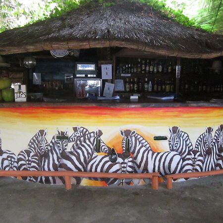 Baobab Beach Lodge And Backpackers 维兰库卢什 外观 照片