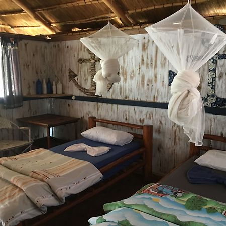 Baobab Beach Lodge And Backpackers 维兰库卢什 外观 照片