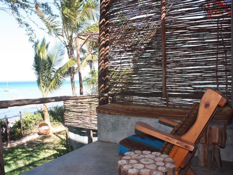 Baobab Beach Lodge And Backpackers 维兰库卢什 外观 照片