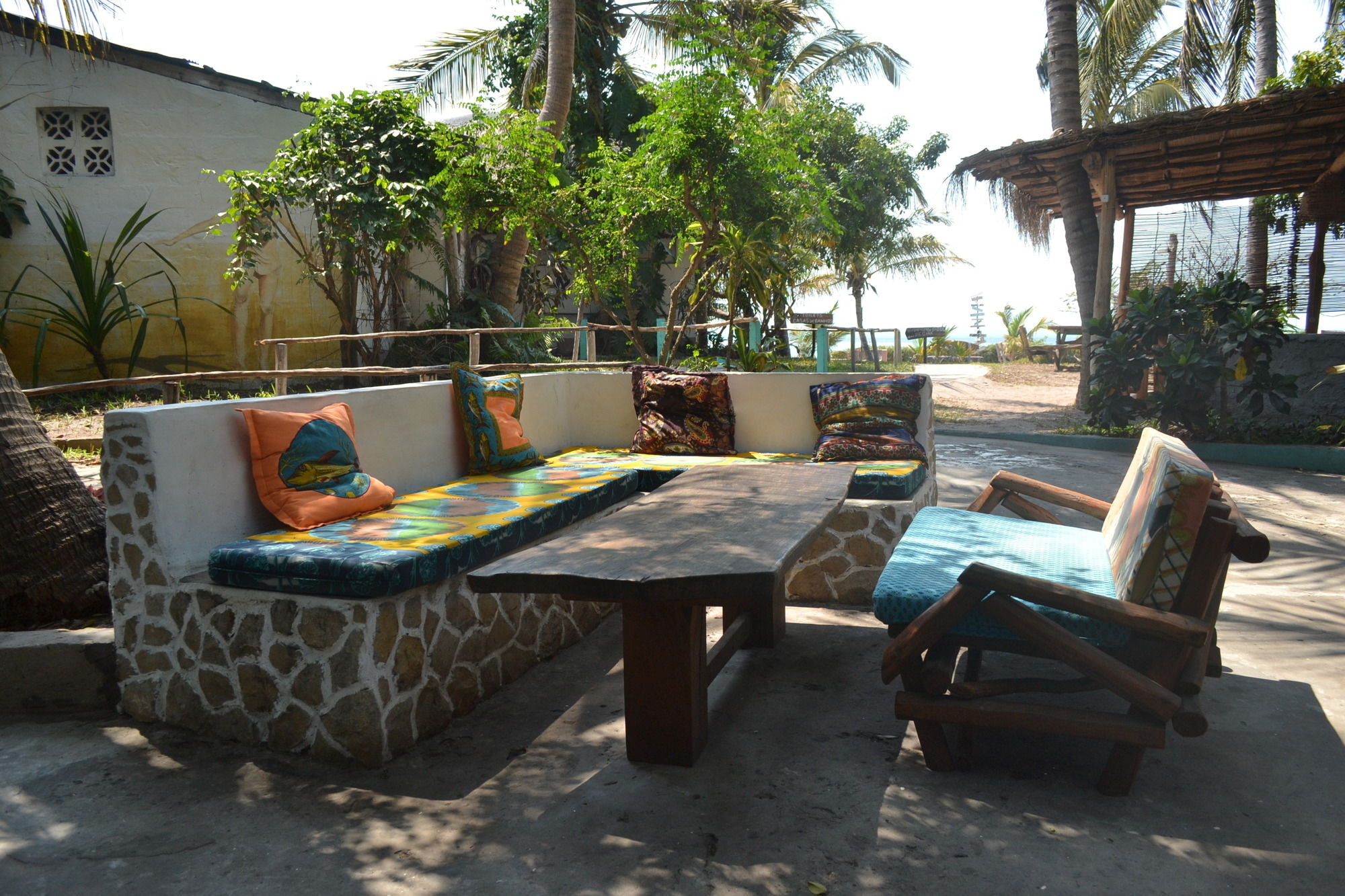 Baobab Beach Lodge And Backpackers 维兰库卢什 外观 照片