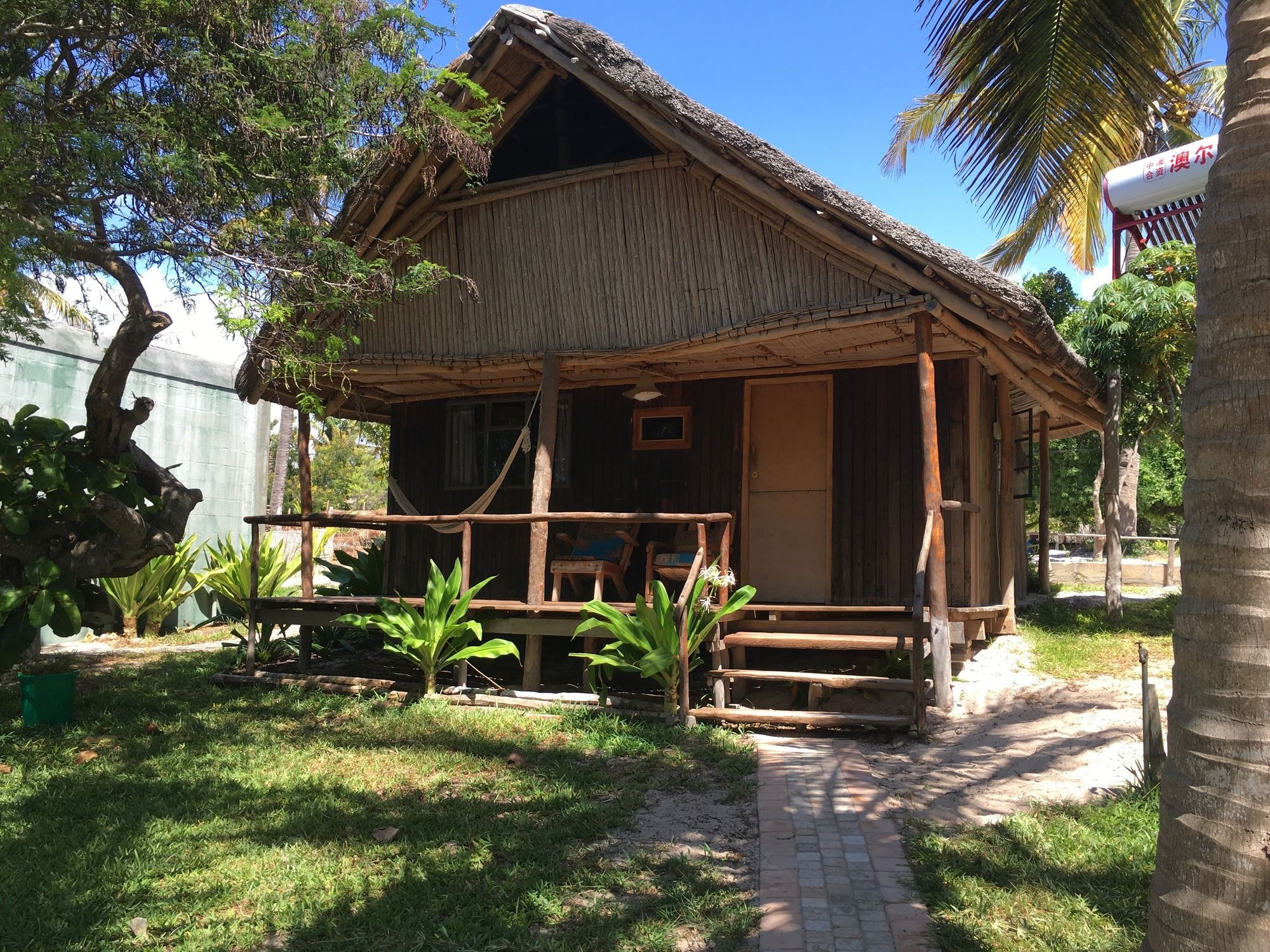 Baobab Beach Lodge And Backpackers 维兰库卢什 外观 照片